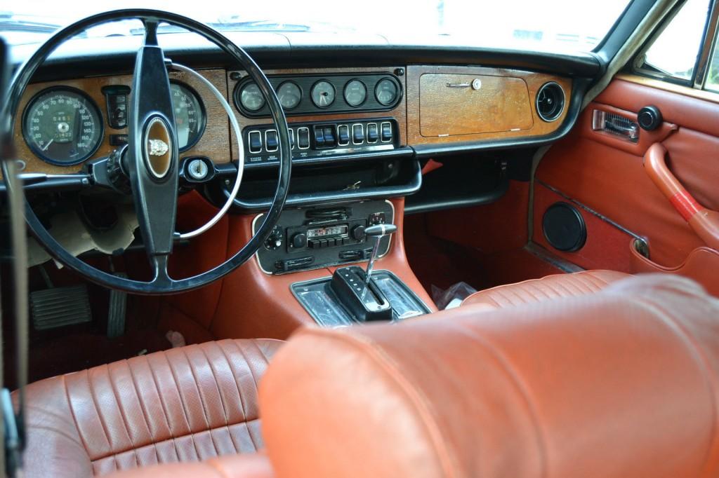 1973 Jaguar XJ12 Sedan V12