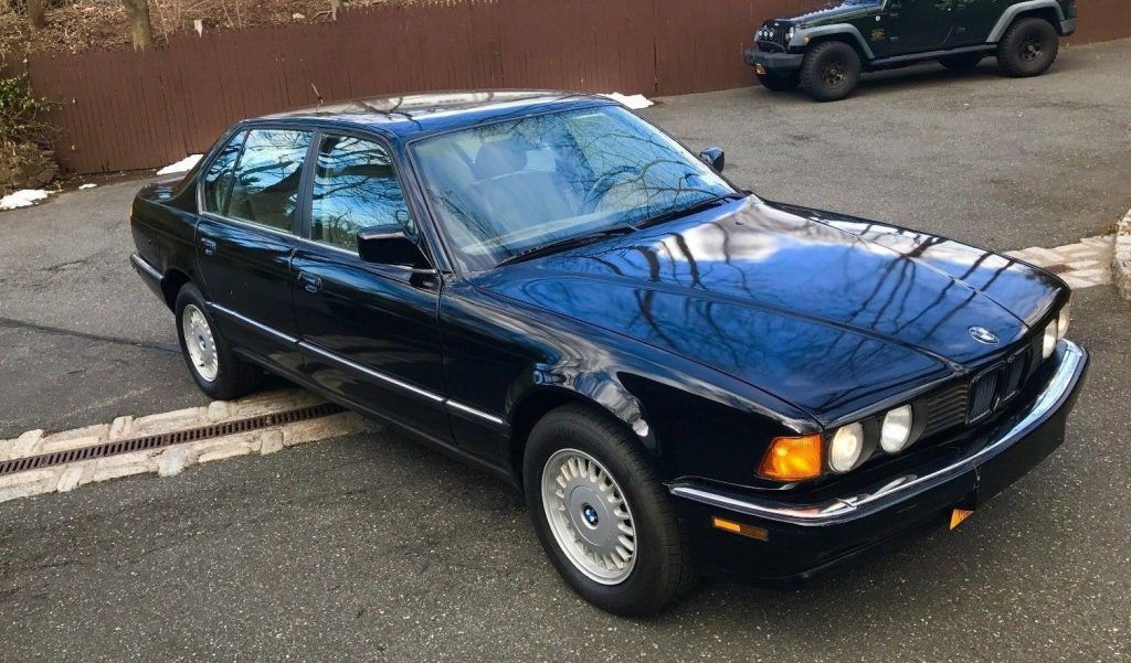 NICE 1990 BMW 7 Series